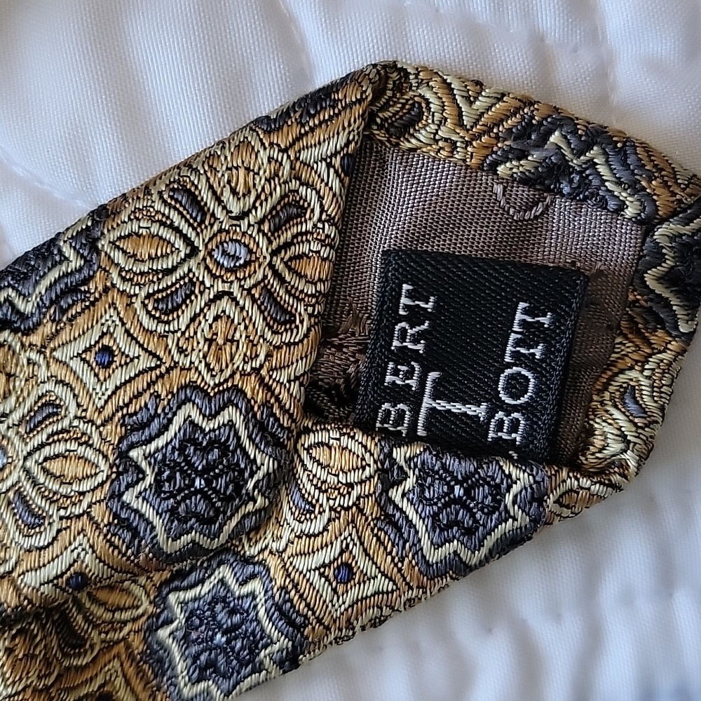 Robert Talbott Gold And Gray Patterned Tie - image 4